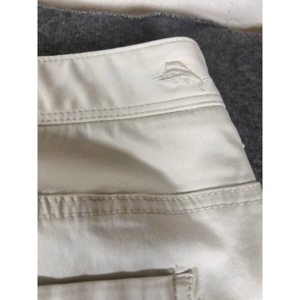 Tommy Bahama Mens Chino Pants 42x30 Whit Blue Stretch Comfort Island Lot Of‎ 2